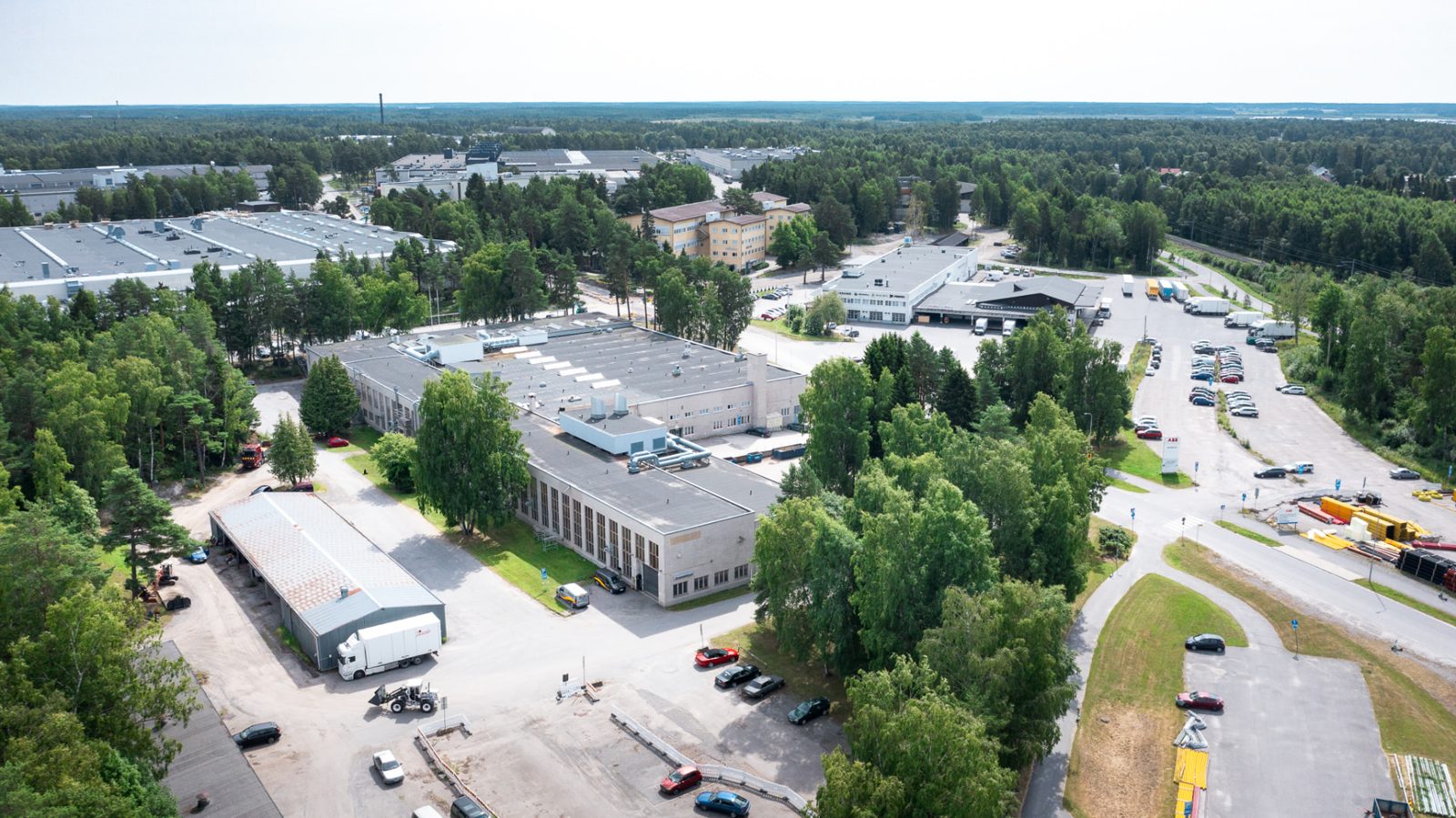 Flygbild över Strömberg Parks företagsområde
